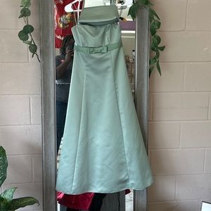 David bridal mint green dress